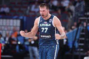 不再保守？東契奇歐錦賽大放異彩 湖人或放棄謹(jǐn)慎策略著眼當(dāng)下