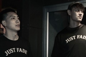 多圖預(yù)警！胡明軒曬在美國的近照：????????