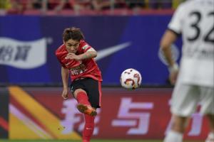 上輪聯(lián)賽傷退！蓉城微調(diào)替補名單，徐虹代替韋世豪進入替補名單