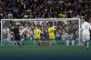 黃潛后衛(wèi)：雖然輸球，但我們的表現(xiàn)要比熱刺更出色