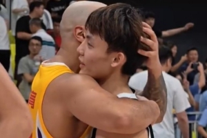 用實力贏得對手的贊賞！墨爾本老虎隊賽后向徐杰表達由衷的贊美