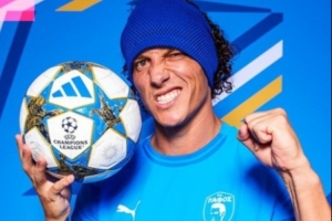 老當益壯！時隔接近8年，38歲老將大衛(wèi)-路易斯再次在歐冠中首發(fā)