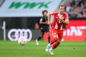 只有3名球員在歐冠為不同球隊(duì)打進(jìn)20球，分別是C羅、內(nèi)馬爾和凱恩