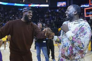 追夢(mèng)認(rèn)為詹姆斯是GOAT&喬丹讓自己愛上籃球 靜雨認(rèn)同老詹歷史最佳