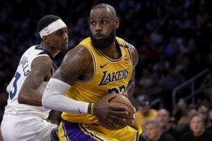 詹姆斯是不是歷史第二人？楊毅：老詹能力就是強(qiáng) 歷史地位別問我