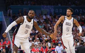 球迷喜歡球星而非球隊(duì)？哈利：因老詹我才先后支持騎士&熱火&湖人