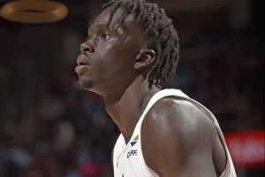 上賽季場均3.6分2.4籃板！美記：奇才裁掉前鋒JT-索爾