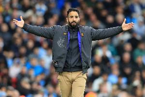 阿莫林：我和本菲卡沒有聯(lián)系 希望B費(fèi)在更靠后的位置上更多控球