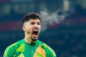 記者：曼聯(lián)的首發(fā)門將幾乎是英超最差的，索帥要為放棄亨德森負(fù)責(zé)