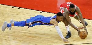 各隊(duì)最強(qiáng)無冠球員是誰？登威瓜魔獸在列&保羅兩隊(duì)當(dāng)選 077成遺憾