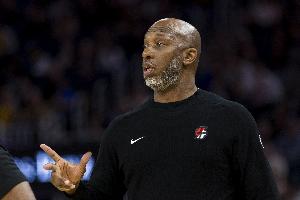 真摯的祝福！祝開拓者主帥比盧普斯49歲生日快樂！??