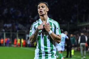 貝蒂斯總監(jiān)：百分百相信安東尼是隊(duì)史最佳引援，曼聯(lián)做了巨大讓步