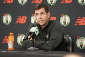 史蒂文斯：我們給了霍福德留下的機(jī)會(huì) 但他有資格做任何決定