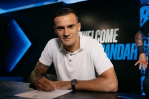 A-斯坦科維奇：很高興回到意大利踢歐冠，轉會前父親沒有給我建議