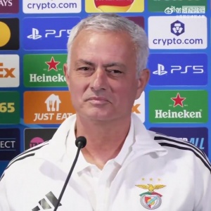 穆帥：很多俱樂部害怕而不掛前教練照片，切爾西做法說明他們偉大