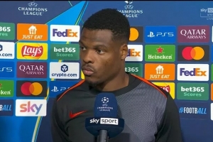 博尼：參加這種比賽是每個(gè)孩子的夢(mèng)想，身穿國(guó)米球衣出戰(zhàn)更是美妙