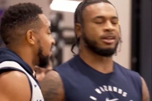 球隊(duì)老大哥！奇才新援CJ-麥科勒姆訓(xùn)練營開麥積極鼓勵(lì)隊(duì)友