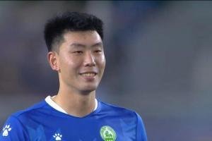 差點(diǎn)成罪人！海牛前鋒馮伯元踢蘇超，補(bǔ)時(shí)送點(diǎn)被絕平點(diǎn)球大戰(zhàn)丟點(diǎn)