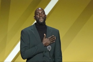 加內(nèi)特：年輕球員需要自律和堅(jiān)持 不知道有沒有人教過他們這些