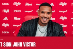 記者：巴西補招諾丁漢森林門將維克托，頂替受傷的埃德森