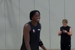 明天打馬刺！廣州隊賽前訓(xùn)練 奧迪&卡明斯基等人現(xiàn)身展現(xiàn)狀態(tài)！