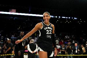 奧巴馬：恭喜王牌和阿賈-威爾遜贏得她們的第三個WNBA總冠軍