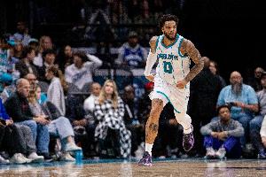 火力全開！黃蜂首節(jié)全隊(duì)三分11中6&命中率54.5% 獨(dú)行俠三分10中4