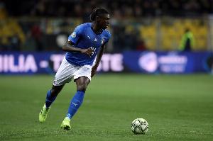 至少連續(xù)四場(chǎng)世預(yù)賽為意大利進(jìn)球，小基恩是第四位做到這點(diǎn)的球員