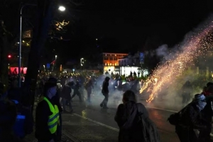 意天空：意大利示威者抗議以色列并和警方發(fā)生沖突，10余人受傷