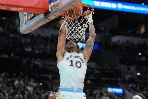 隊(duì)記：索漢昨日對(duì)抗賽中扭傷了左手腕 進(jìn)入每日觀察&將缺席揭幕戰(zhàn)