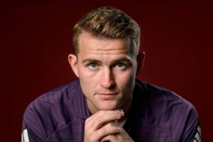 德里赫特專訪??人們認(rèn)為我未達(dá)19歲的預(yù)期；我感到巔峰正在來(lái)臨