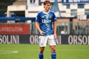 絲毫不怵！186帕斯體重不到150斤，戰(zhàn)尤文多達(dá)16次對抗成功7次