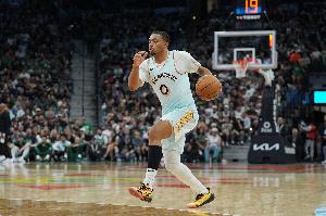 效率極高！凱爾登-約翰遜6投5中砍下11分5籃板2助攻 正負值+10