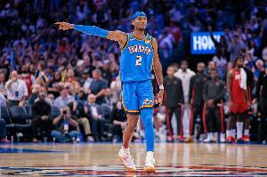 亞歷山大開(kāi)賽季前兩戰(zhàn)砍90分 創(chuàng)衛(wèi)冕MVP新高&比第二的喬丹多18分