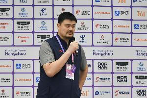 姚明：我以前也有健身 只不過(guò)大家沒(méi)看見(jiàn) 都是大早上或者上班前