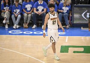 表現(xiàn)全面！賈馬爾-穆雷17中8拿到23分6板5助 三分8中3