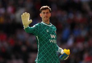 本賽季英超門將評(píng)分榜：桑德蘭門將領(lǐng)跑，多納魯馬、維卡里奧在列