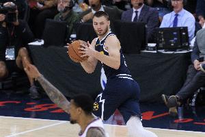 快攻小王子！布勞恩13中8得17分6籃板4助攻