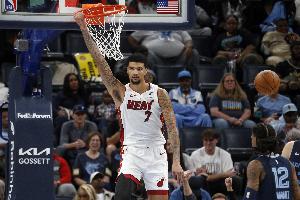 小文班？韋爾21分鐘4中0一分未得拿7板3助 文班轟27分18板6助5帽