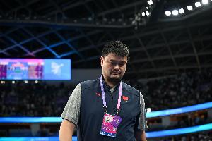 去年今日：姚明辭去中國(guó)籃協(xié)主席一職 郭振明成為新一任籃協(xié)主席