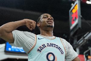 凱爾登：想贏球就要放下私心 我們所有隊友都是如此 都為了贏球