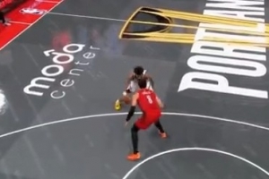 大心臟！賈馬爾-穆雷面對(duì)阿夫迪亞 各種胯下后撤步踩線跳投命中！