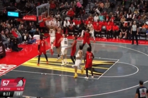 行云流水！約基奇穆雷戈登三人小配合 后者籃下輕松扣籃取分