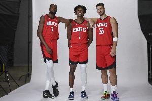 火箭本賽季場均127.8分高居聯(lián)盟榜首 熱火76人分列二三