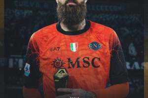 成功撲點(diǎn)，官方：那不勒斯門(mén)將瓦尼亞當(dāng)選戰(zhàn)平科莫全場(chǎng)最佳