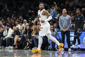 明日騎士VS老鷹！米切爾與賈勒特-阿倫皆出戰(zhàn)成疑