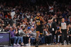 太陽(yáng)主帥談羅伊斯-奧尼爾防文班：無(wú)論什么挑戰(zhàn) 他都準(zhǔn)備好去迎接