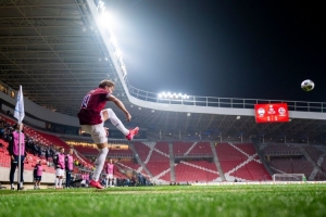 太陽報(bào)：厄德高雖然受傷仍有可能入選挪威隊(duì)，他希望幫助球隊(duì)