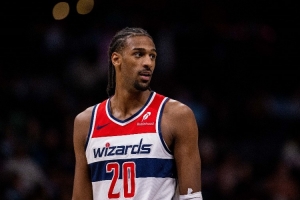 名嘴：薩爾是有潛力的空間型5號(hào)位 他像是特納和伊巴卡的寶寶