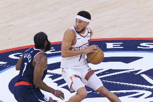 小卡缺席！ESPN預(yù)測勝率：主隊快船60.8% 客隊太陽39.2%